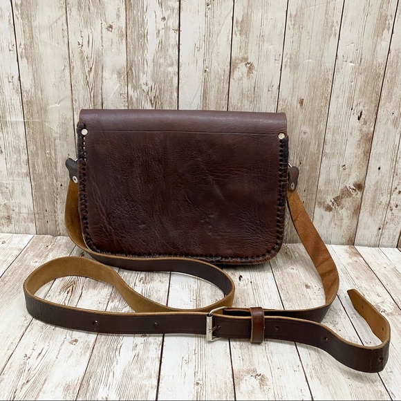 Vintage Hand tooled Embossed Leather Fold Over Crossbody Bag - Picture 4 of 14